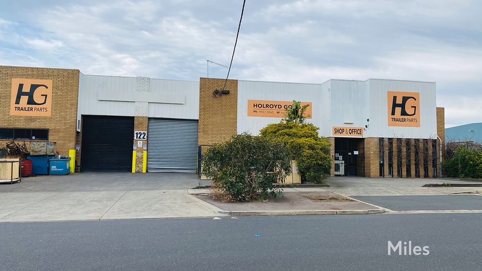 Click to view all images 122-124 Bamfield Road Heidelberg West VIC 3081 - Image 2