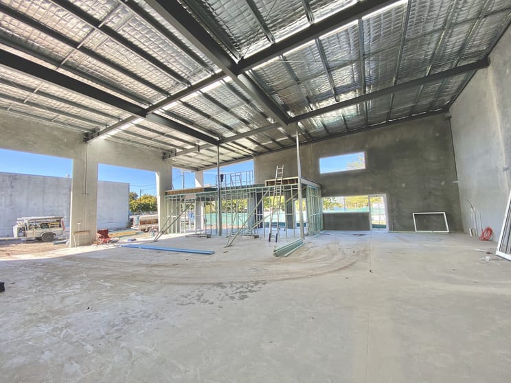 Click to view all images Unit 6/17 Main Drive Warana QLD 4575 - Image 2