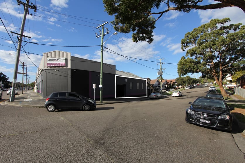 Click to view all images Part 1/320-322 Princes Highway Banksia NSW 2216 - Image 1