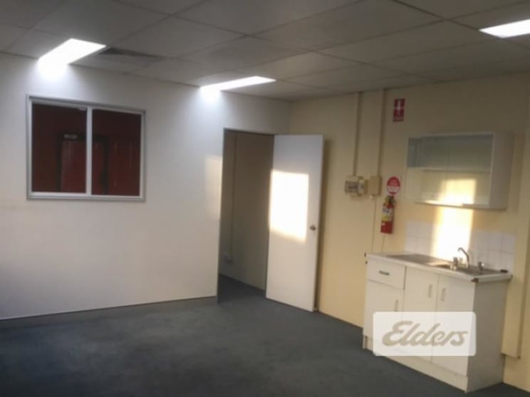 3/727 Stanley Street Woolloongabba QLD 4102 - Image 2