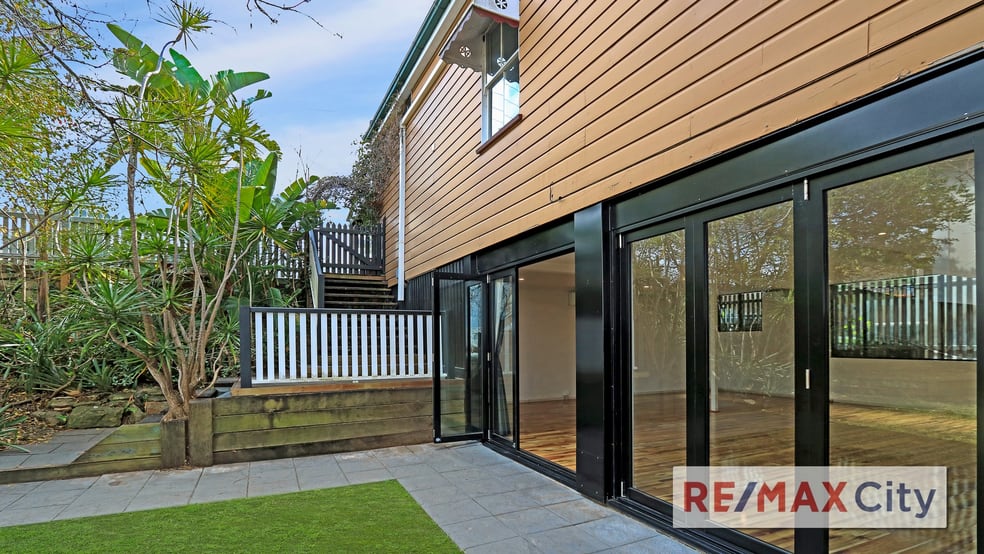 Click to view all images 180A Latrobe Terrace Paddington QLD 4064 - Image 2