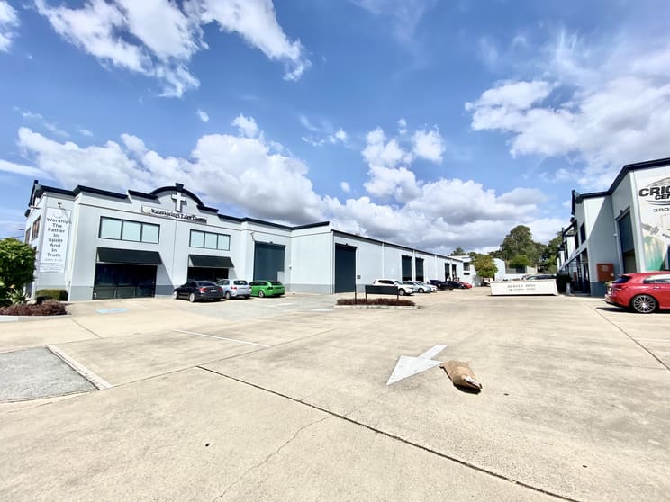 Click to view all images Unit 3/126-130 Compton Road Underwood QLD 4119 - Image 2