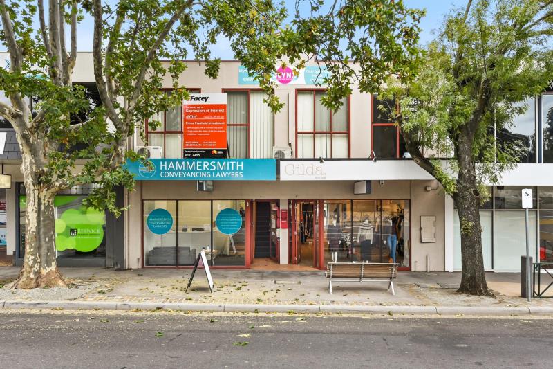 Click to view all images 1 Suite 1/4a Gloucester Avenue Berwick VIC 3806 - Image 2
