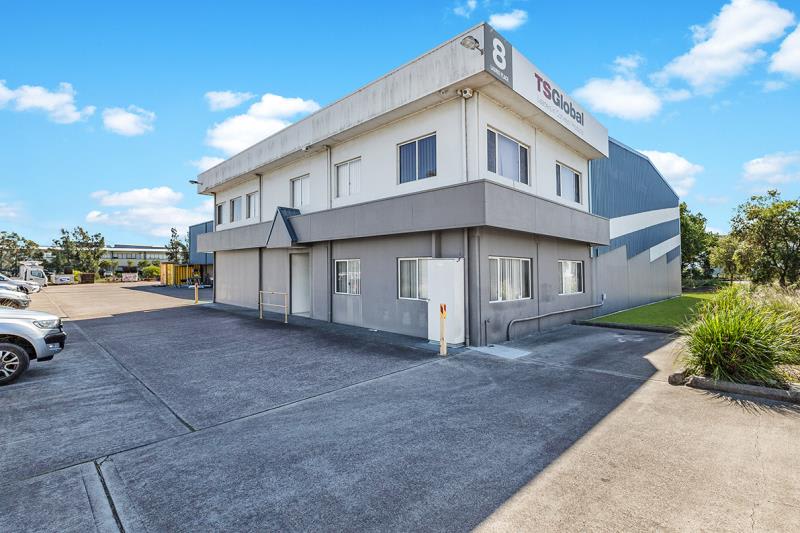 Click to view all images 8 Laurio Place Mayfield West NSW 2304 - Image 2
