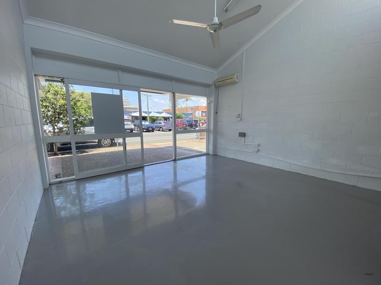 Click to view all images 1/11 Palm Beach Avenue Palm Beach QLD 4221 - Image 1
