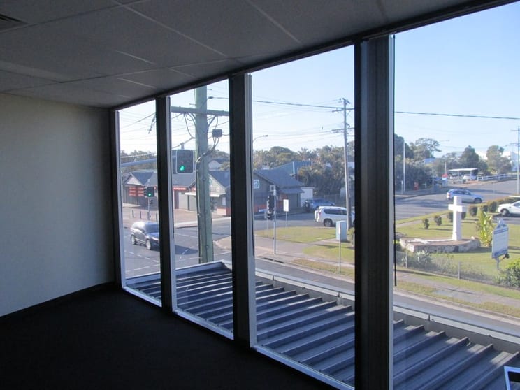 Click to view all images 7/19-21 Torquay Road Pialba QLD 4655 - Image 3
