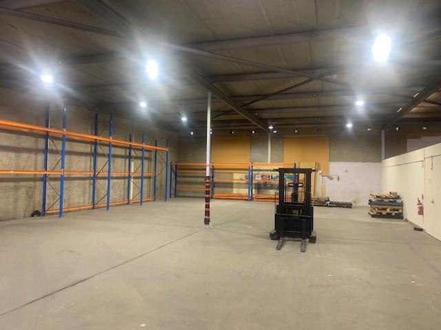 Click to view all images Unit 3/92-94 Gladstone Street Fyshwick ACT 2609 - Image 3
