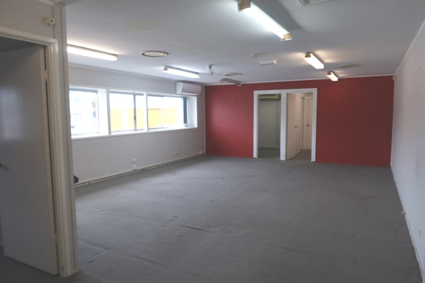 Click to view all images 1/196 Kingston Road Slacks Creek QLD 4127 - Image 2