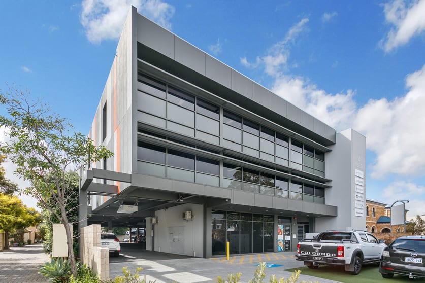 4 Riseley Street Applecross WA 6153 - Image 2