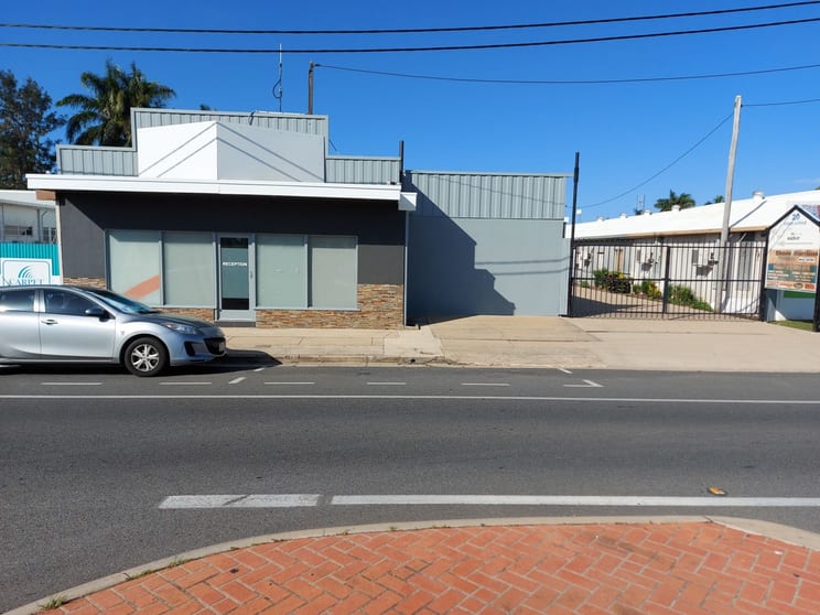 Click to view all images 20 Evans avenue North Mackay QLD 4740 - Image 1