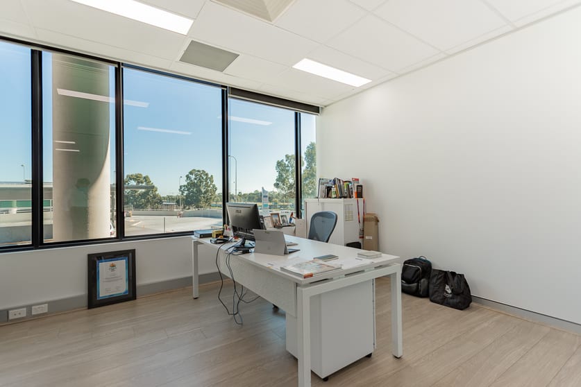 Click to view all images E204/24-32 Lexington Drive Bella Vista NSW 2153 - Image 3