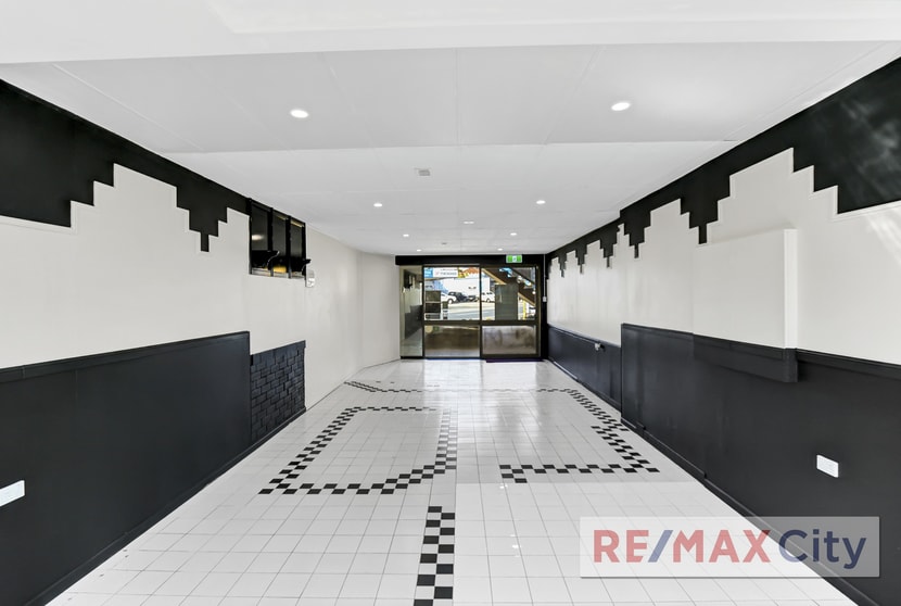 Click to view all images Shop 8/152 Musgrave Road Red Hill QLD 4059 - Image 1