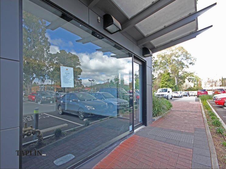 Click to view all images 119 Belair Road Torrens Park SA 5062 - Image 2