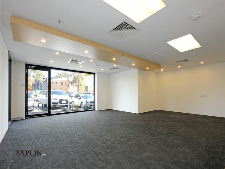 Click to view all images 119 Belair Road Torrens Park SA 5062 - Image 3