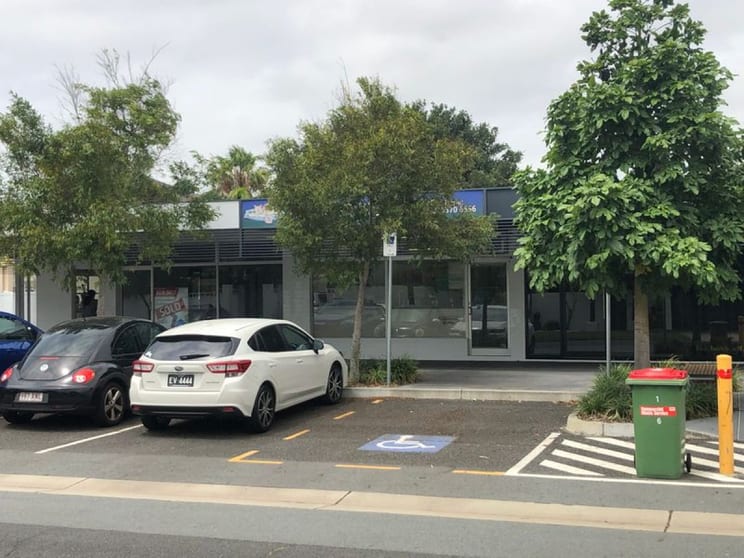 6/1-6 Naranga Avenue Broadbeach Waters QLD 4218 - Image 2