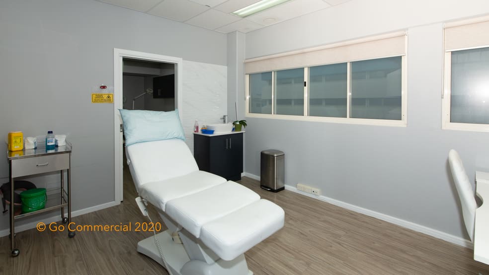 Click to view all images 4/193-197 Lake Street Cairns North QLD 4870 - Image 3