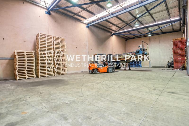 Click to view all images Wetherill Park NSW 2164 - Image 3