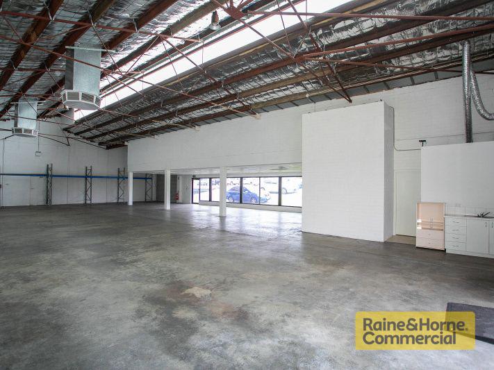 Click to view all images 63 Collingwood Street (Cnr. Hutton St) Osborne Park WA 6017 - Image 3