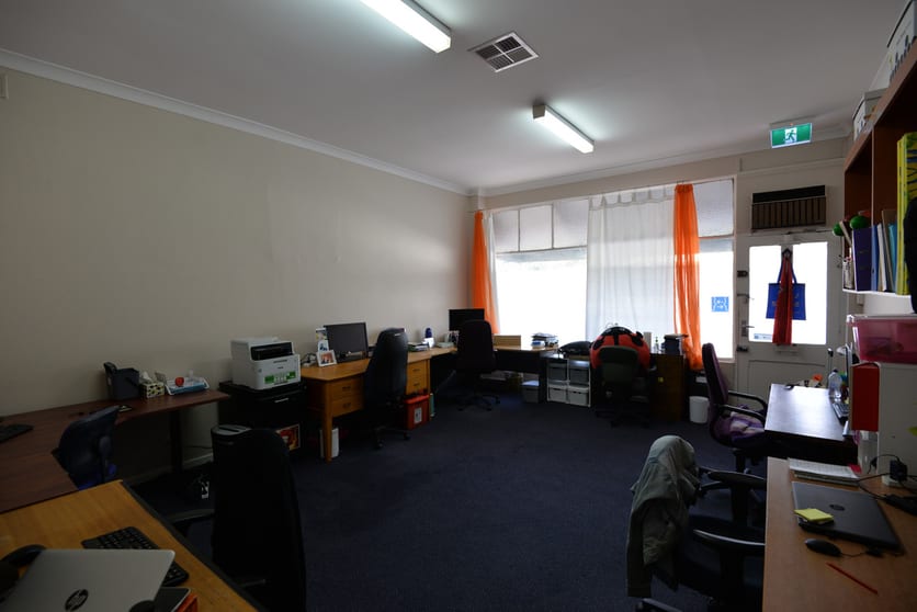 Click to view all images 662 Goodwood Road Daw Park SA 5041 - Image 3
