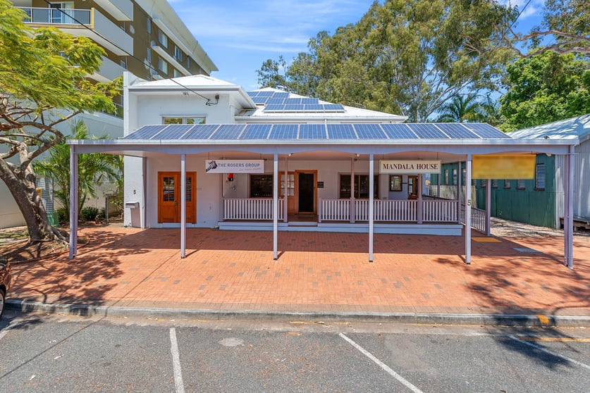 Click to view all images 5 Shore Street East Cleveland QLD 4163 - Image 1