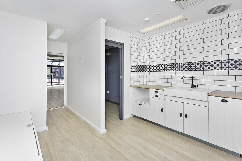Click to view all images Shop 1, 221 Crown Street Wollongong NSW 2500 - Image 3