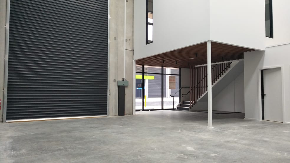 Click to view all images Dalton Road Thomastown VIC 3074 - Image 2
