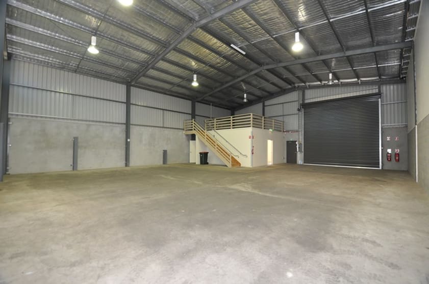 Click to view all images 1/18 Matchett Drive East Bendigo VIC 3550 - Image 3