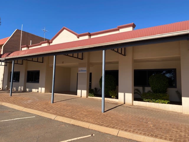 Click to view all images 4 & 6/37 Brookman Street Kalgoorlie WA 6430 - Image 1