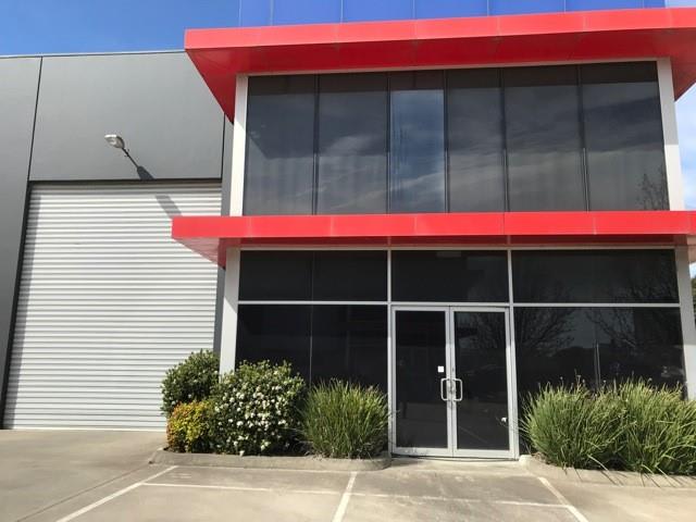 Click to view all images Unit 15/Unit 15, 17-23 Keppel Drive Hallam VIC 3803 - Image 1