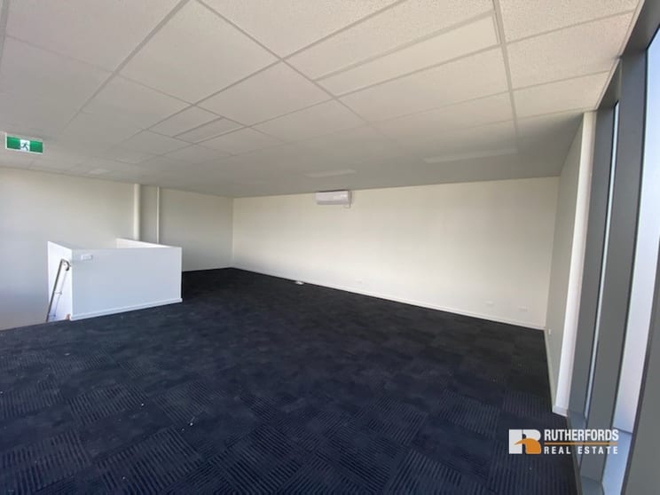 Click to view all images 1/78 Willandra Drive Epping VIC 3076 - Image 3