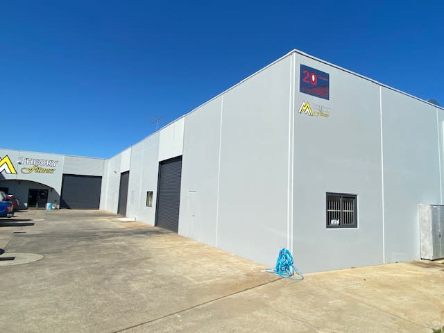 Click to view all images 1/20 Hampton Street Greenfields WA 6210 - Image 2