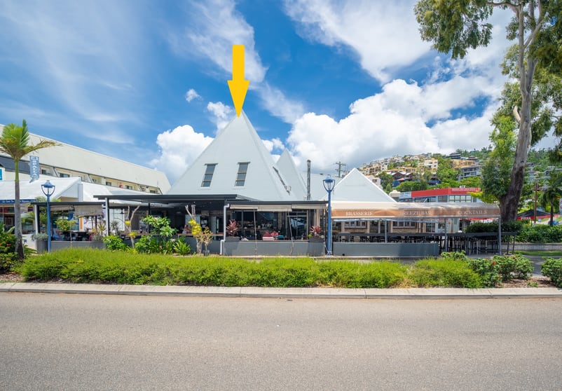 Click to view all images 10/2 Airlie Esplanade Airlie Beach QLD 4802 - Image 2