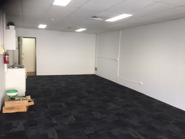 Click to view all images 5/727 Stanley Street Woolloongabba QLD 4102 - Image 2