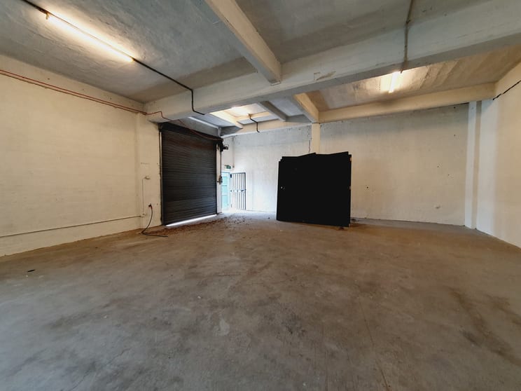 Click to view all images 9/405 Flemington Road North Melbourne VIC 3051 - Image 3