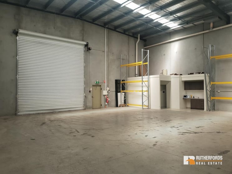 Click to view all images 8/85 Mt Derrimut Road Derrimut VIC 3026 - Image 2