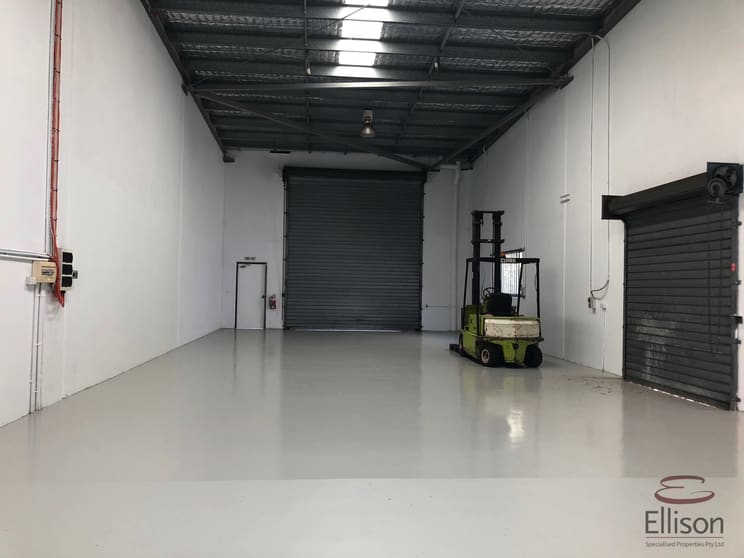 Click to view all images 3/2-6 Commerce Circuit Yatala QLD 4207 - Image 3