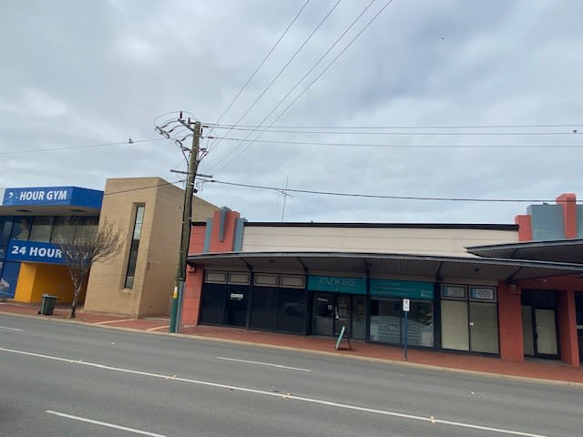 Click to view all images 2A/11-13 Pinjarra Road Mandurah WA 6210 - Image 1