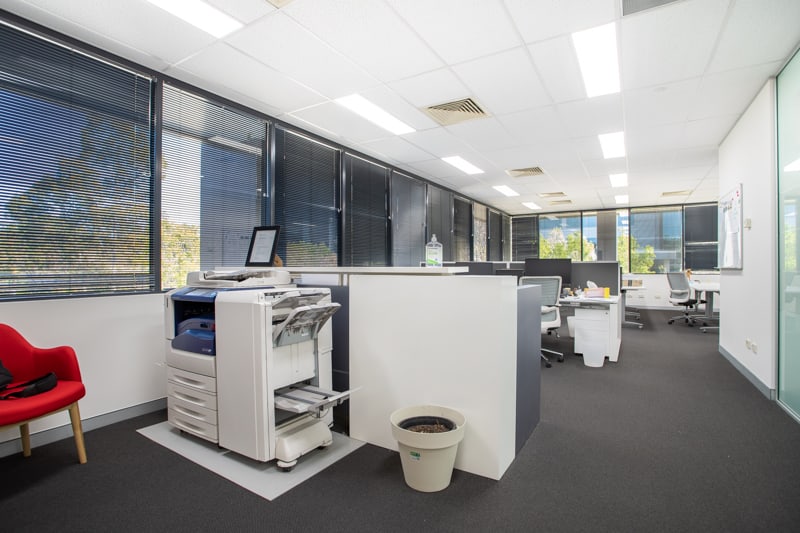 Click to view all images 2.01/12-14 Solent Circuit Norwest NSW 2153 - Image 2