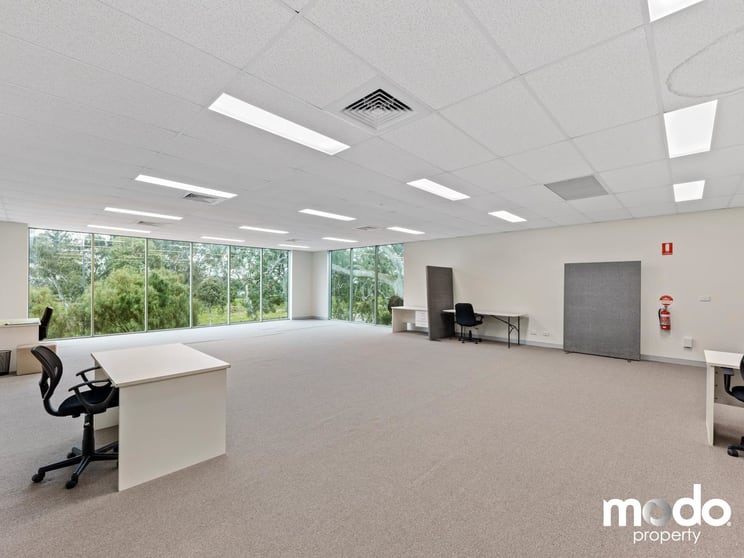 Click to view all images 11/19 Enterprise Drive Bundoora VIC 3083 - Image 2