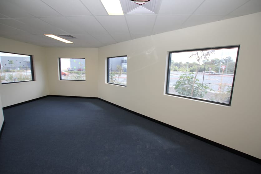 1/80 Prestige Parade Wangara WA 6065 - Image 2