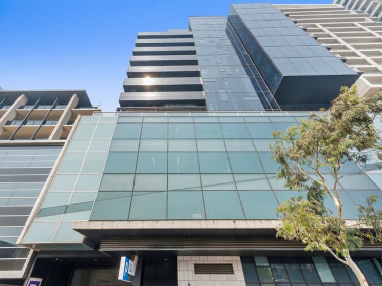Click to view all images Suite 908/9 Yarra Street South Yarra VIC 3141 - Image 1