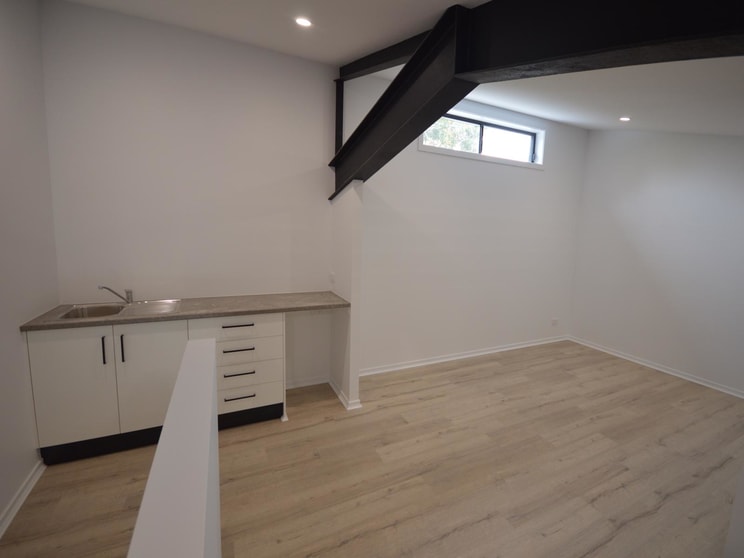 Click to view all images Kirra QLD 4225 - Image 1