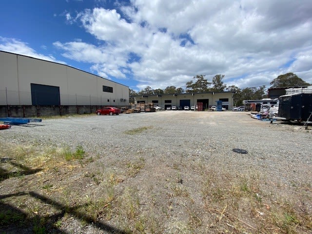 Click to view all images Hardstand/1440 New Cleveland Road Capalaba QLD 4157 - Image 1