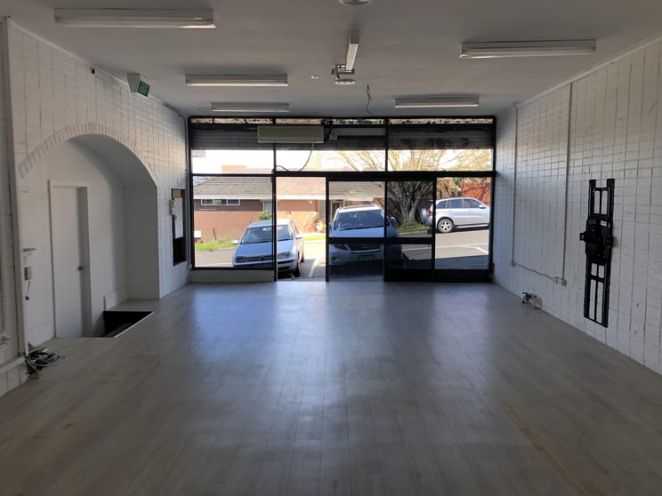 Click to view all images 57-59 Chatsworth Quadrant Templestowe Lower VIC 3107 - Image 3