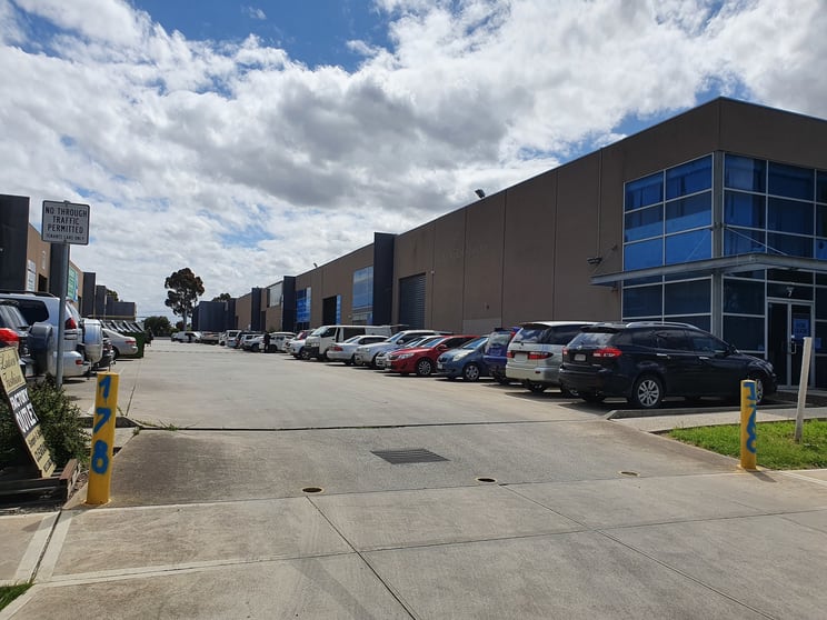 Click to view all images 7/178-182 DUKE STREET Braybrook VIC 3019 - Image 3
