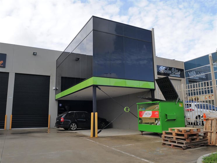 Click to view all images 2/26 Catherine Street Coburg VIC 3058 - Image 1