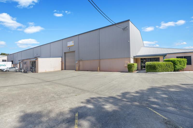Click to view all images Unit 2/29 Rosegum Road Warabrook NSW 2304 - Image 1