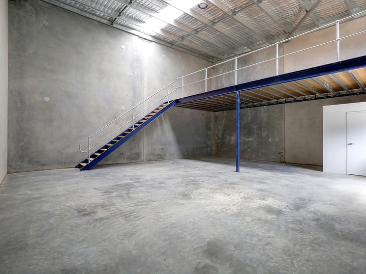 Click to view all images Unit 29/17 Old Dairy Close Moss Vale NSW 2577 - Image 2