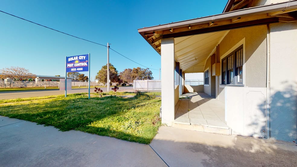 Click to view all images 34 Old Dookie Road Shepparton VIC 3630 - Image 2