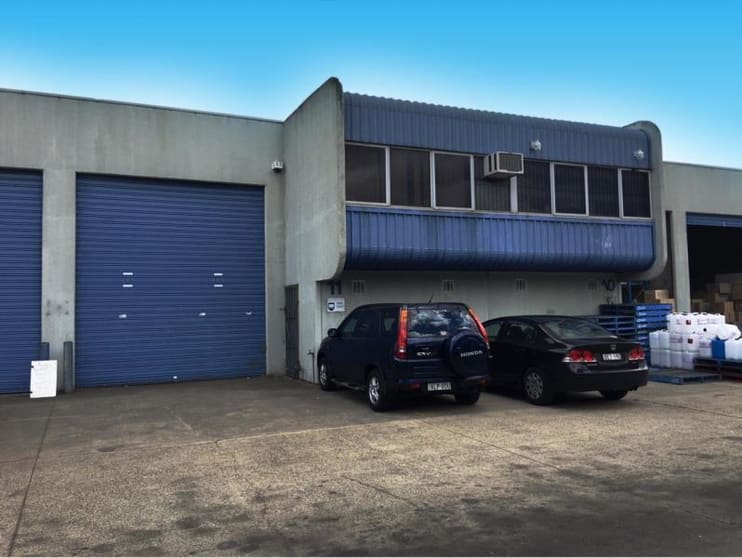 Click to view all images Unit 11/33-35 Scrivener St Warwick Farm NSW 2170 - Image 1